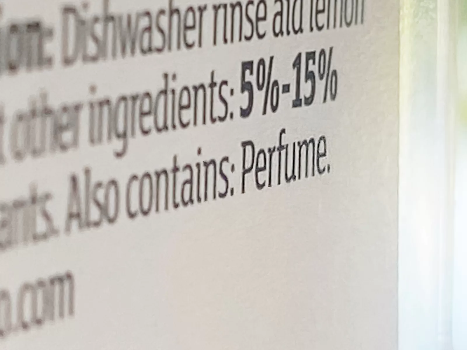 Label showing common ingredient Perfume